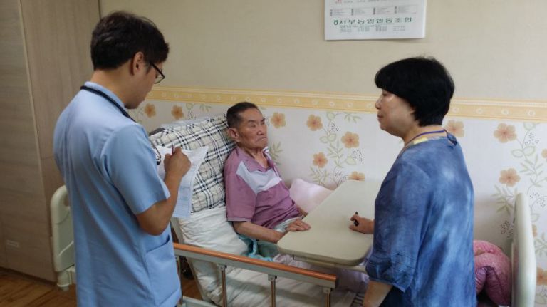 촉탁의 선생님 정기진료